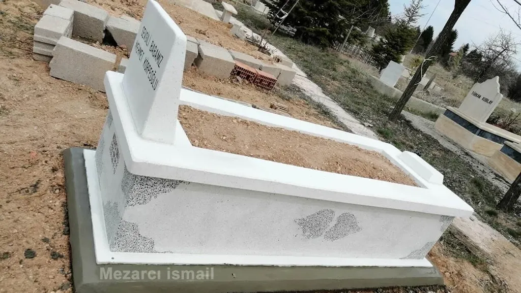 Tek Katlı Mozaik Mezar — Ankara Hazır Mezar